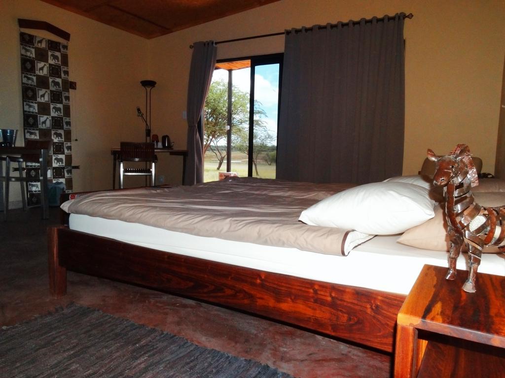 Okazize Ovita Wildlife Restcamp חדר תמונה